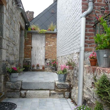 Vila Autrefois Chez Lina Dinant Exteriér fotografie